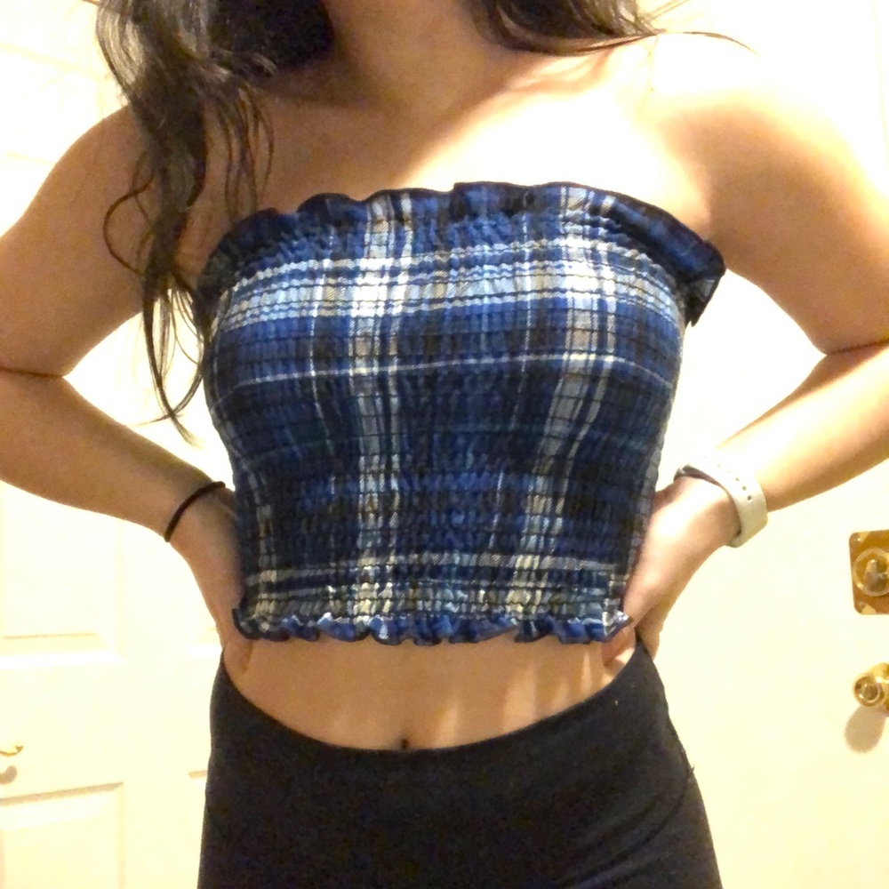 Blue plaid ruffled crop top